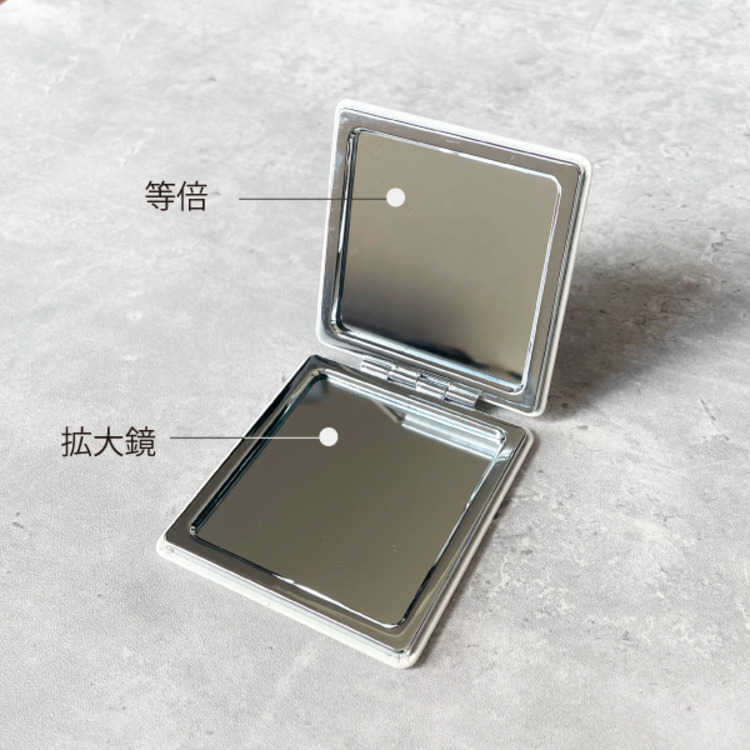 うましか総柄コンパクトミラー